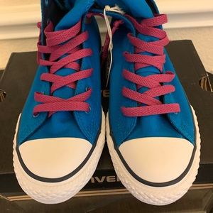 Junior woman’s converse size 5us